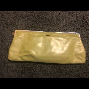 HOBO clutch